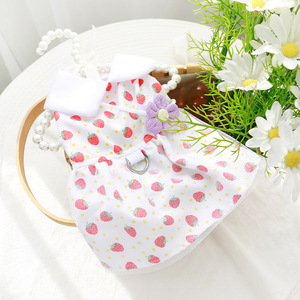 Lindo Vestido Tutú de Fresa para Perros, Ropa de Verano para Mascotas, Diseño de Dibujos Animados, Blanco con Patrón de Fresas Rojas, Estilo Falda - Product Image 3