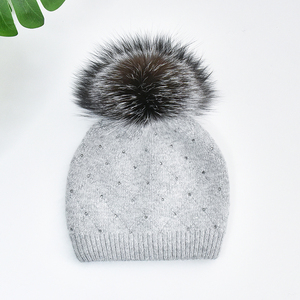 Bonnets d'hiver en tricot pour femmes <span class=keywords><strong>Bonnet</strong></span> en tricot angora en laine et cachemire pour femmes Chapeaux d'hiver à <span class=keywords><strong>pompon</strong></span> en fourrure Chapeaux personnalisés à double épaisseur Vente en gros - Product Image 3