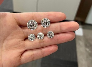 Diamant de laboratoire CVD rond de 1,5 carat, certifié IGI, D VVS1, triple excellente taille 3EX, pour la fabrication de bijoux fins et les alliances - Product Image 2