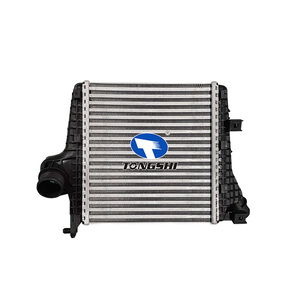 Refroidisseur intermédiaire de moteur automatique de refroidisseur intermédiaire de voiture en gros pour <span class=keywords><strong>Audi</strong></span> Q7 Q8 MT OEM 4M0145804AQ - Product Image 2