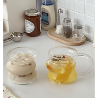 Tasse à café en verre transparent résistant à la chaleur tasse à boire ondulée irrégulière, tasse personnalisée pour le café glacé de jus de lait de petit déjeuner