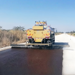 Microsuperficie Slurry Seal XF1005 Camión de mantenimiento de carreteras de asfalto 12m3 Road Asfalto Micro-superficie Slurry Sealer Precio para la venta - Product Image 6