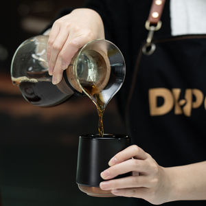 Cafetera de Vidrio Borosilicato de Lujo con Base de Madera y Diseño de Volcán, Juego de Cafetera para Verter - Product Image 5