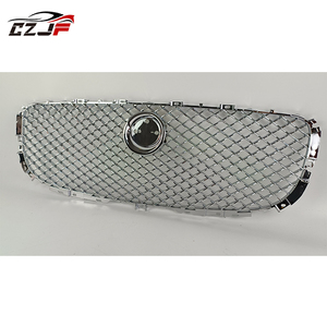 VENTE FLASH HAUTE QUALITÉ CALANDRE CENTRALE CHROMÉE pour XJ 2010 2011 2012 2013 2014 2015 <span class=keywords><strong>XJR</strong></span> 2014 2015 C2D3555 - Product Image 2