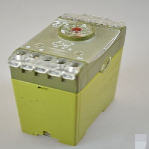 PLC 445420 PA-1S30s42V 1Uz PA-1S 30s 42VAC1Uz Relais Minuterie PLC 445420 Pa-1s30s42v 1uz PA-1s 30s 42vac1uz Relais Minuterie PLC Programmable - Product Image 1