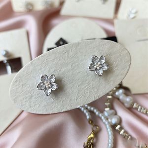 Emballage de présentation en carton écologique personnalisé de luxe et de haute qualité pour bijoux féminins - Boucles d'oreilles en perles, Saint-Valentin - Product Image 6