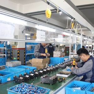 Puertas de <span class=keywords><strong>Ducha</strong></span> de Acero Inoxidable 304, <span class=keywords><strong>Puerta</strong></span> Fija y Corredera Cuadrada, <span class=keywords><strong>Mampara</strong></span> de <span class=keywords><strong>Ducha</strong></span> con Marco Dorado y Vidrio Templado - Product Image 3