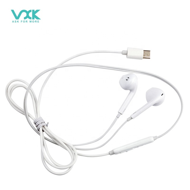 In-ear Ear Phone 1m Handfree Head Phones in Ear Earphones Wired Type C Headphones for Iphone15/ Computer
