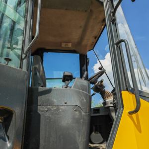 Komatsu Japan occasion Livraison gratuite Chargeur sur pneus WA320/ WA380 d'occasion multifonction de marque supérieure bonne machine à vendre - Product Image 4