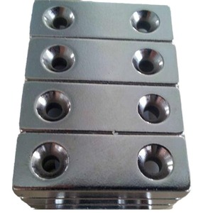 Bloque Magnético de NdFeB, Imán Industrial Permanente con Orificios Roscados y Procesamiento de Perforación - Product Image 1