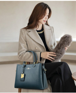 Fashion New Designer Crossbody <b>Bags</b> High Quality PU Leather Shoulder Messenger <b>Bag</b> Casual Totes Luxury Women Handbags and Purses - Product Image 4