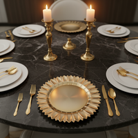Assiettes de présentation rondes plates dorées de luxe de 13 pouces en plastique, durables et réutilisables pour mariages, anniversaires, dîners, événements de remise de diplômes et décorations