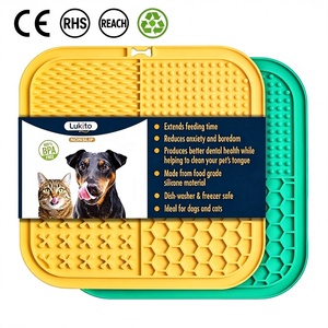 Nouvel arrivage : Tapis de léchage <span class=keywords><strong>en</strong></span> silicone personnalisé avec logo pour chien, accessoire de gamelle pour ralentir la consommation des animaux de petite taille - Product Image 1