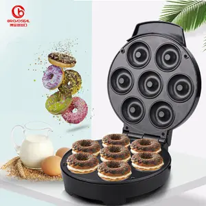 Yüksek kaliteli ev kullanımı 110V 220V otomatik yapışmaz aperatifler tatlılar çörek makinesi elektrikli Mini yuvarlak Donut yapma makinesi makine