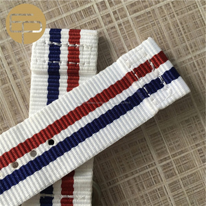 Encargo al por mayor precio bajo 16 18 20 22 24 26mm muchos colores 2 piezas Zulú de nylon de la raya reloj correa - Product Image 6