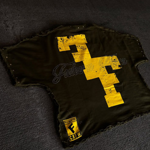 T-Shirt da Uomo con Stampa Personalizzata, Ricamo, Applicazioni, Maniche Corte, Strass, Stile Boxy Crop, Patchwork, Effetto Consumato e Cuciture Invertite - Product Image 3