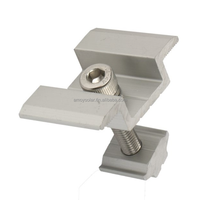 Kit de fixation intermédiaire en aluminium Xiamen Amoy (Collier de fixation pour tuiles à joint debout 01) pour montage de panneaux solaires, charge de vent 60 m/s, charge de neige 1,4 kN/m², garantie 12 ans