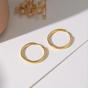 Pendientes de Aro Redondos Geométricos de Oro de 14k, Joyería de Moda para Fiestas - Product Image 2