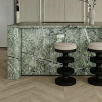 Tabouret de bar haut de gamme en bois massif rétro médiéval avec structure robuste pour bar à domicile et usage commercial