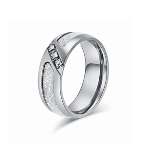 Bague en acier inoxydable argenté sertie de diamants, personnalité, pour hommes et femmes, bijoux. - Product Image 1