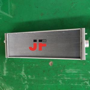 Radiador de Tanque de Agua <span class=keywords><strong>17A</strong></span>-<span class=keywords><strong>03</strong></span>-<span class=keywords><strong>41112</strong></span> 17A0341112 <span class=keywords><strong>17A</strong></span>-<span class=keywords><strong>03</strong></span>-41111 para Bulldozer D155AX D155AX-6 - Product Image 5