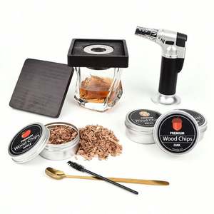 Ensemble Cadeau Créatif pour Fumeur de Cocktails |   Kit de fumage au whisky gravé sur mesure |   Cadeau unique pour mariage et anniversaire - Product Image 1