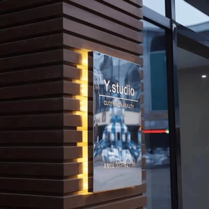 Custom LED <span class=keywords><strong>Light</strong></span> Box 3D Logo acrilico personalizzato Business <span class=keywords><strong>Light</strong></span> Box esterno appeso segno scatola luminosa