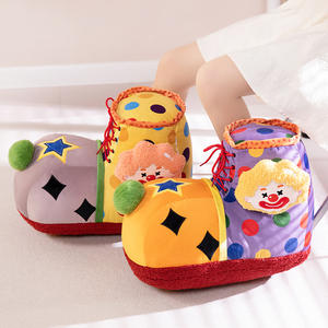 Vente en Gros <span class=keywords><strong>de</strong></span> Chaussures <span class=keywords><strong>de</strong></span> <span class=keywords><strong>Clown</strong></span> en Peluche Oreiller d'Animal en Peluche Décoration <span class=keywords><strong>de</strong></span> Canapé pour la Maison Cadeau <span class=keywords><strong>de</strong></span> Noël Coussin <span class=keywords><strong>de</strong></span> Chaussures <span class=keywords><strong>de</strong></span> <span class=keywords><strong>Clown</strong></span> en Peluche - Product Image 2