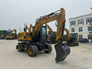 Excavadora de Ruedas de Primera Calidad XE105WG de 10.5 Toneladas y 100 HP con Martillo Multifuncional y Tubería - Product Image 3