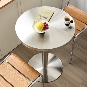 <span class=keywords><strong>Table</strong></span> et chaises de <span class=keywords><strong>salle</strong></span> <span class=keywords><strong>à</strong></span> <span class=keywords><strong>manger</strong></span> en acier inoxydable de <span class=keywords><strong>style</strong></span> <span class=keywords><strong>industriel</strong></span> minimaliste, sans assemblage, personnalisables pour usage commercial, salons de thé, bars - Product Image 4