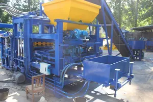 QT4A-15 machine de fabrication de blocs entièrement automatisée machine hydraulique à blocs creux machine de fabrication de briques en Zambie