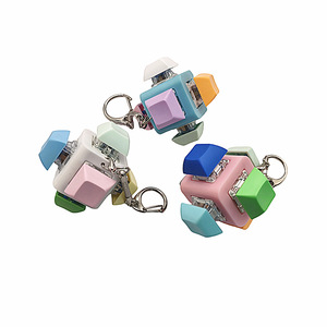 Portachiavi con Tastiera Meccanica LED Personalizzabile con Logo, Antistress, con Switch Fidget Click, per Decompressione - Product Image 5