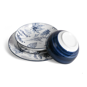 Vaisselle en céramique Assiettes <span class=keywords><strong>et</strong></span> bols Ensemble de vaisselle en <span class=keywords><strong>porcelaine</strong></span> florale <span class=keywords><strong>bleu</strong></span> <span class=keywords><strong>et</strong></span> <span class=keywords><strong>blanc</strong></span>-Design classique pour les occasions quotidiennes <span class=keywords><strong>et</strong></span> spéciales - Product Image 5