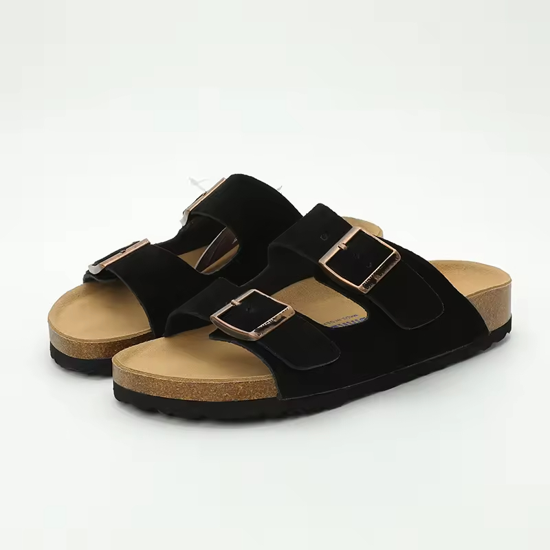 Camoscio nero [fibbia in rame antico]