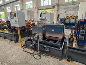 Ligne de production de tubes carrés et rectangulaires en acier inoxydable, soudage <span class=keywords><strong>plasma</strong></span> TIG, 3 cathodes, contrôle intelligent par PLC, qualité médicale - Product Image 5