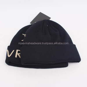 Bonnet d'hiver unisexe en acrylique tricoté à revers, couleur unie, vierge, de haute qualité, personnalisable avec logo, vente en gros - Product Image 4