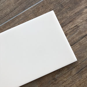 Haute qualité 100x400mm 4x16 pouces mat blanc pur surface unie bord pressé cuisine et salle de bain carreaux et carreaux muraux en céramique - Product Image 2