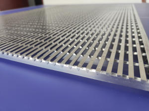 Fabricant de canalisations linéaires personnalisées <span class=keywords><strong>pour</strong></span> l'extérieur Grille large en acier inoxydable 304 316 <span class=keywords><strong>pour</strong></span> la piscine et la cuisine - Product Image 5