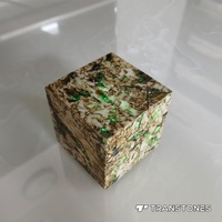 Marbre translucide RVB Lumistone d'onyx avec la surface polie par cube décoratif d'éclairage de commande tactile