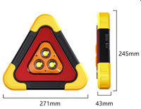 M4 Notfall-Beleuchtungsdreieck Wiederaufladbare Batterie Solarbetrieben Hochintensives Prismatisches Reflektierendes PVC-Material für Autobahneinsatz