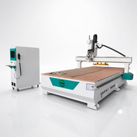 Machine de fraisage CNC 3 axes HYSEN 1300x2500mm NC Studio pour le travail du bois, moteur pas à pas, refroidissement par eau, MDF/contreplaqué/acrylique/aluminium