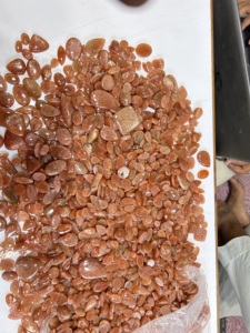 พลอยซันสโตนธรรมชาติทรงหลังเบี้ย คุณภาพสูง สำหรับทำเครื่องประดับ จากผู้ผลิตในอินเดีย - Product Image 5