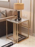 Table basse compacte carrée en pierre ardoise avec cadre métallique, style nordique, luxe léger, moderne et minimaliste, pour salon, sans installation