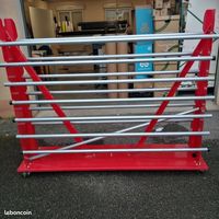 Étagère de présentation pour rouleaux de tissu en métal rouge - Étagère réglable robuste pour rouleaux de vinyle, pour l'industrie électrique, le commerce de détail