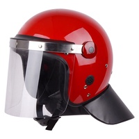 Casque de protection intégral rouge avec visière en polycarbonate pour patrouilles de sécurité et opérations discrètes