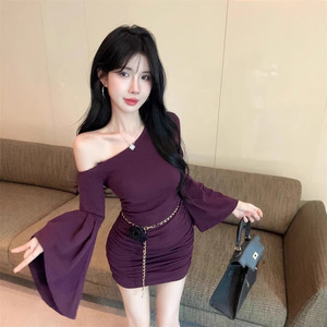 Purple Asymmetric Off Shoulder Bodycon Dress With <b>Waist</b> <b>Chain</b> High <b>Waist</b> Pleated Cocktail Dress For Women - Product Image 2