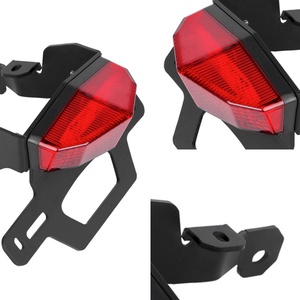 กรอบป้ายทะเบียนมอเตอร์ไซค์ Teco สแตนเลสสีดำ สำหรับรุ่น XR ซีรีส์ 2025 พร้อมขายึดด้านหลัง รับประกัน 10 ปี - Product Image 3