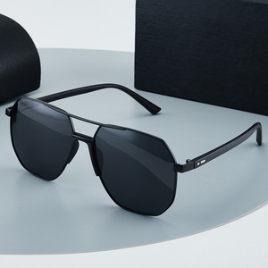 Nouvelles lunettes de soleil polarisées carrées avec verres TAC UV400, style tendance, protection UV classique, unisexe, pour la conduite en extérieur - Product Image 5