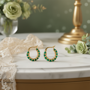 Orecchini a Cerchio Mibaca Stanton in Oro con Gemma Verde, Incastonatura a Canale, Geometrici, di Lusso per Donna, in Lega di Zinco con Cristalli, per Uso Quotidiano - Product Image 2