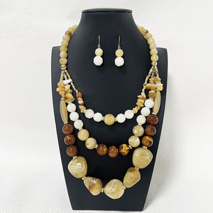 <span class=keywords><strong>Collana</strong></span> multistrato con <span class=keywords><strong>perline</strong></span> e orecchino colorato in acrilico irregolare accessori moda gioielli esagerati gioielli per le donne - Product Image 2